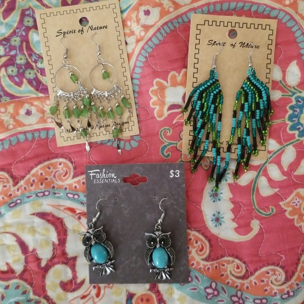 Dangling earrings